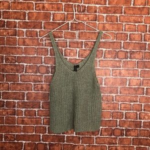 💢SOLD💢 Knit crop top